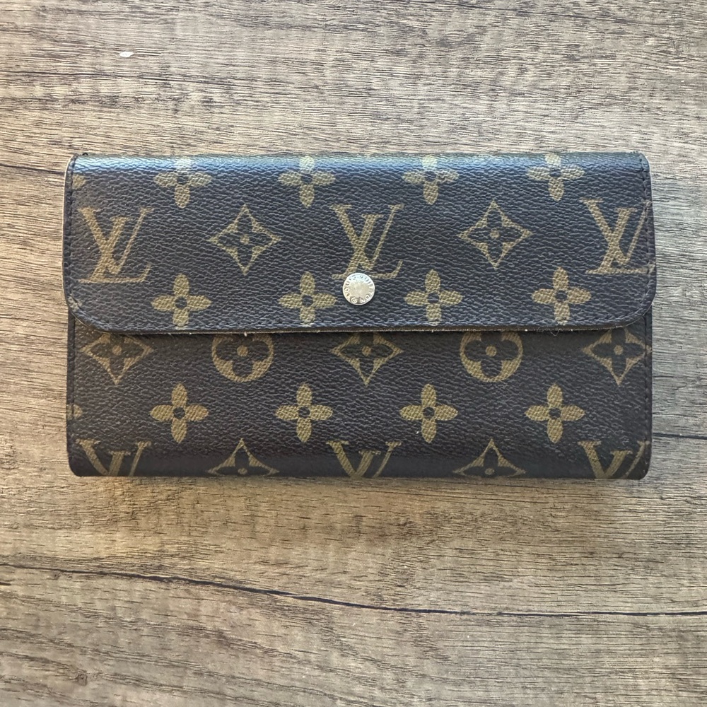 Louis Vuitton Monogram Wallet - Brown